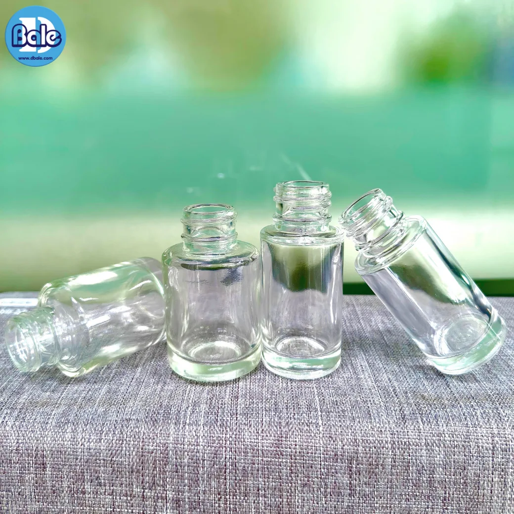 c005 15ml. ขวดแก้ว สีใส 15ml.